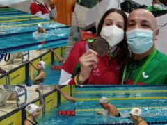 A Atleta da ADADA Renata Pinto ganha medalha de Bronze